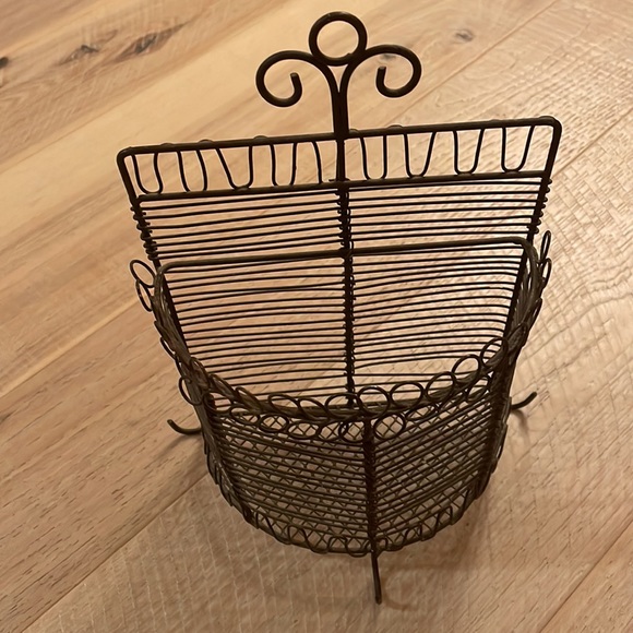 Rustic Carry All. - Picture 12 of 14